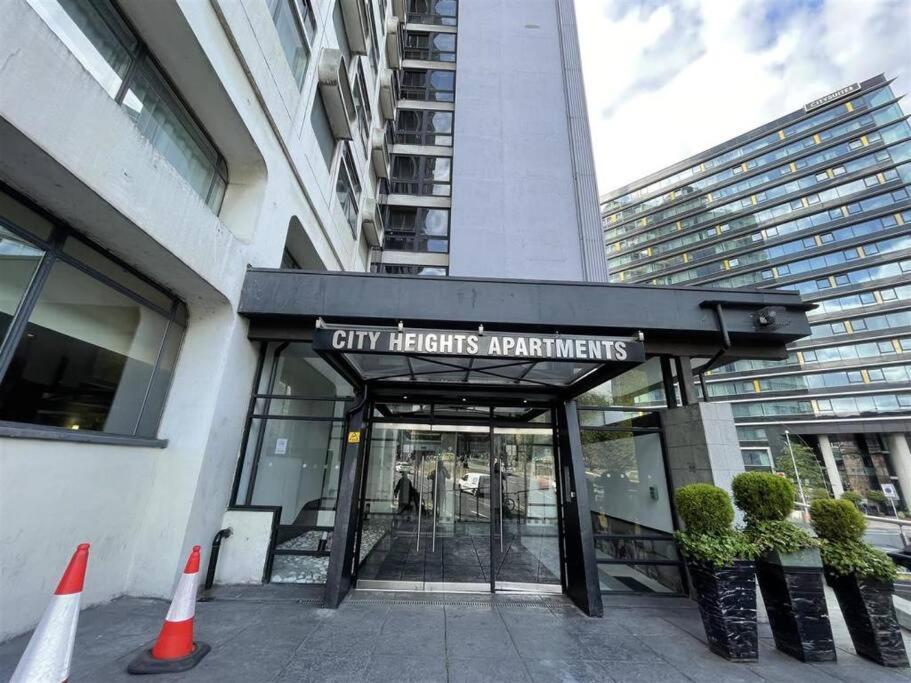 Manchester City Centre Apartment, Skyline View ภายนอก รูปภาพ