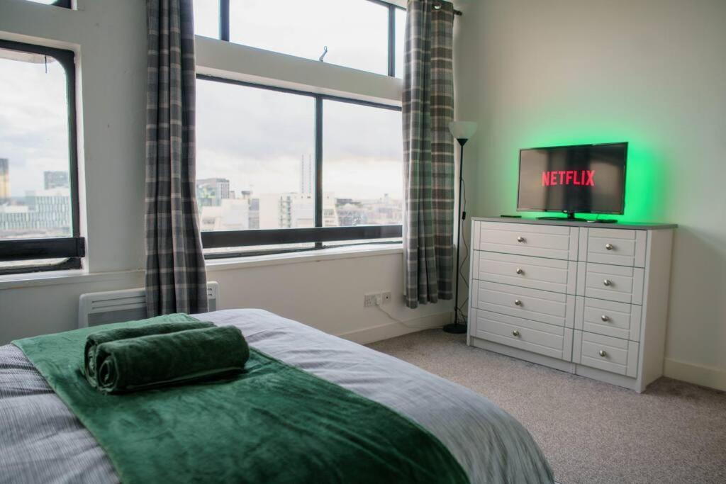 Manchester City Centre Apartment, Skyline View ภายนอก รูปภาพ